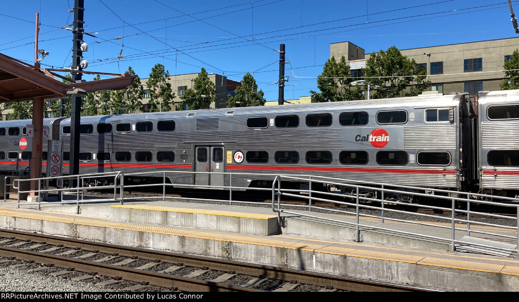 Caltrain 4013